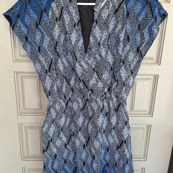 Forever 21 Cute Junior Dress Blk/Wht/Blue SzS Cap Sleeves Mini Elastic Waist - Picture 3 of 9